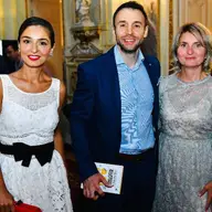 Vanessa Youness și revoluția sănătății personale: pachetul EXILLIS - un pas spre echilibrul și vitalitatea durabilă