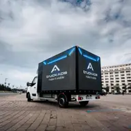 Cum publicitatea luminoasă outdoor poate revoluționa vizibilitatea brandului tău